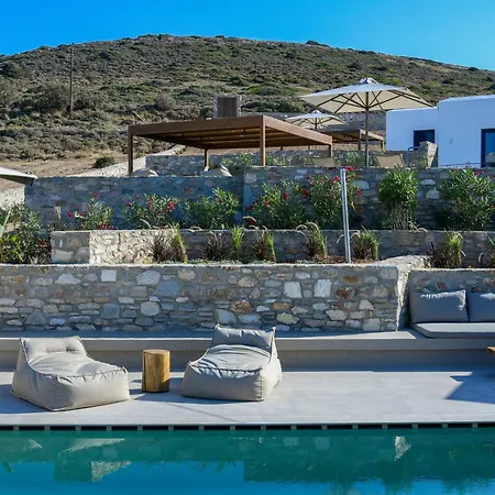 Anoterra -auralis Villa Ampelas